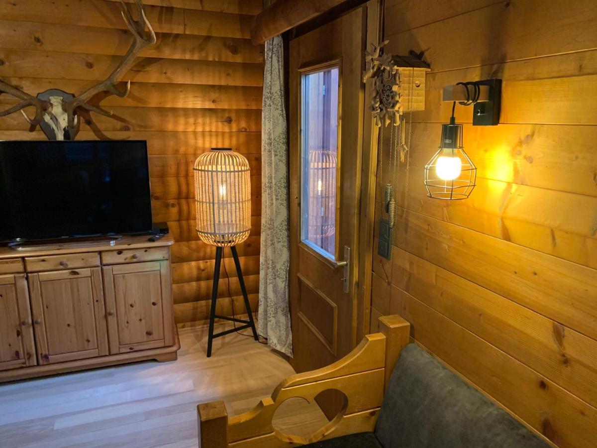 Ferienwohnungen Im Blockhaus Metzler Schwarzenberg im Bregenzerwald Exteriör bild